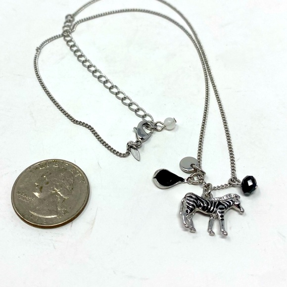 Avon Silvertone Zebra Charm Necklace 20”🔥 - Picture 2 of 4